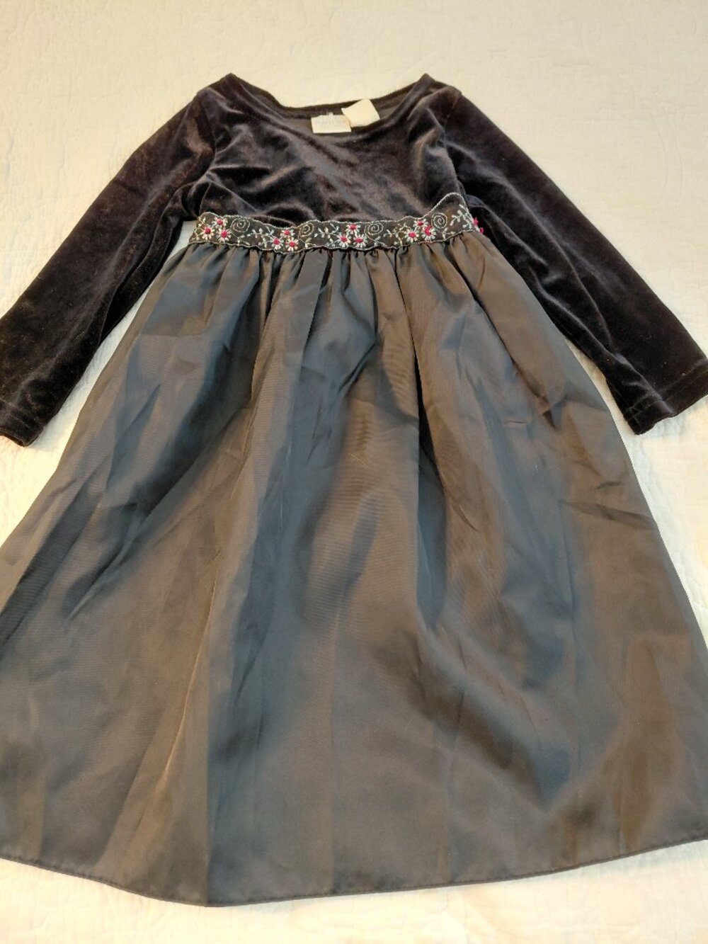 Vintage Girls Black Velvet Floral Embroidered Dress 3T Formal Event Wedding